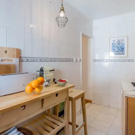 Apartment Light Filled Typical At Alfama, By Timecooler *