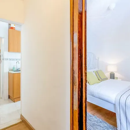 Light Filled Typical At Alfama, By Timecooler Apartment *