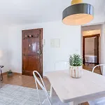 Light Filled Typical At Alfama, By Timecooler Apartmán Lisboa