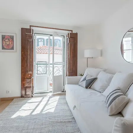 Light Filled Typical At Alfama, By Timecooler Apartment