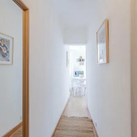 Light Filled Typical At Alfama, By Timecooler Apartamento